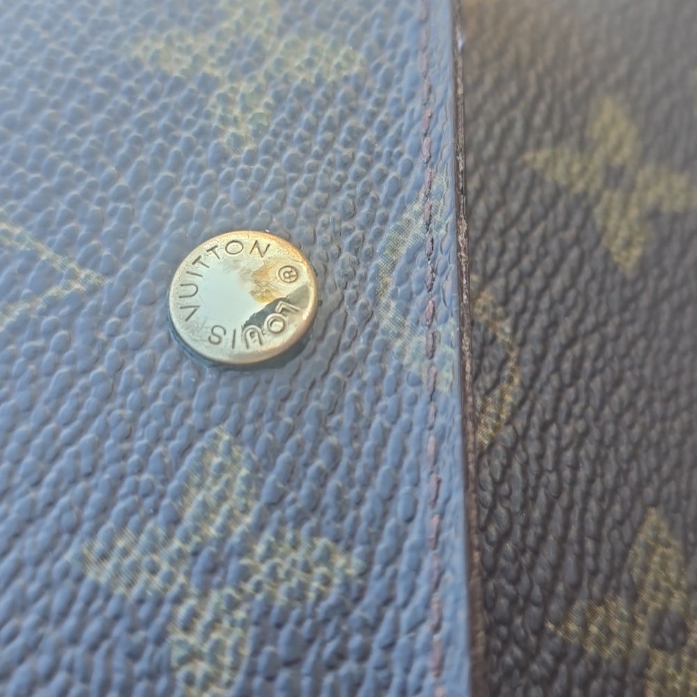 Free With $200 Purchase Louis Vuitton Monogram Wallet - Picture 14 of 14